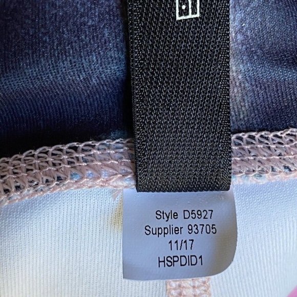 Live Love Dream Pink Womens Flowered Leggings Sz M No Sweat Water Wicking Tech - Picture 9 of 12